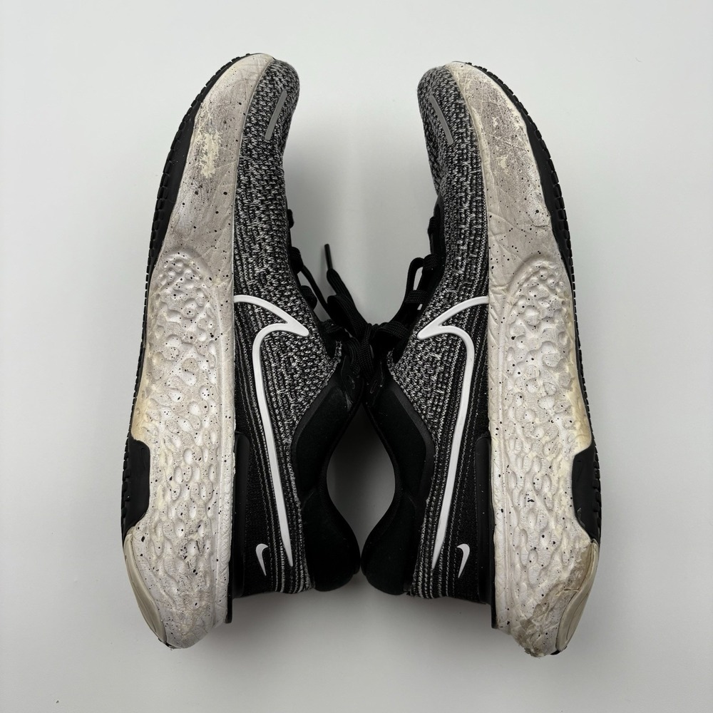 Nike ZoomX Invincible Run Flyknit 1 Men's Size 11 Grey Fog Black Shoes - Picture 10 of 12